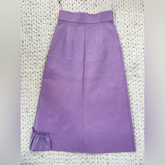 NEW Miu Miu Lavender Leather Midi Skirt with Silver Ruffle - Picture 6 of 16